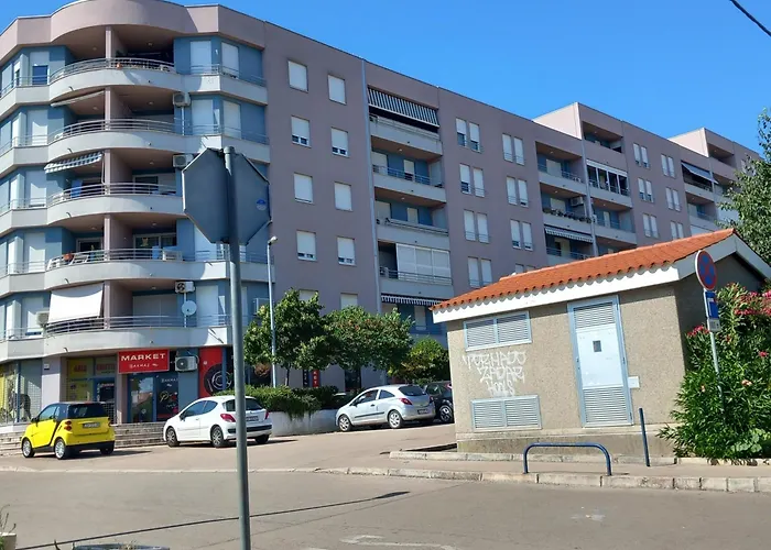 Apartment Inna With Free Garage Parking